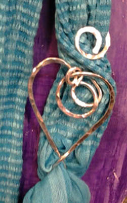 swirly heart scarf slide